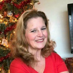 Meet your Posher, Polly